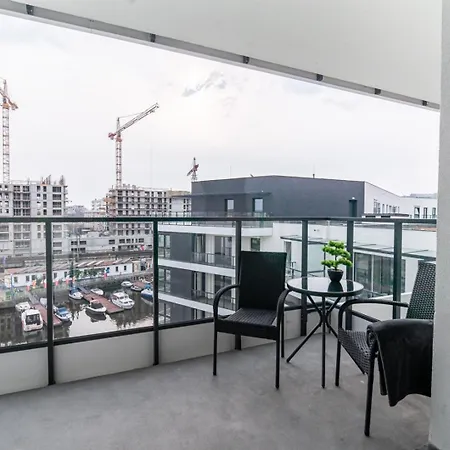 Apartly - Loft Przy Zielonym Moscie Lägenhet *